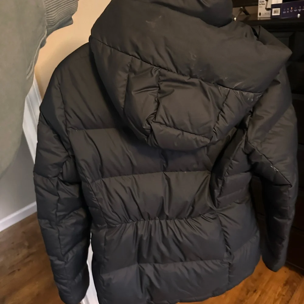 The North Face Women's Black Jacket - Picture 2 of 3